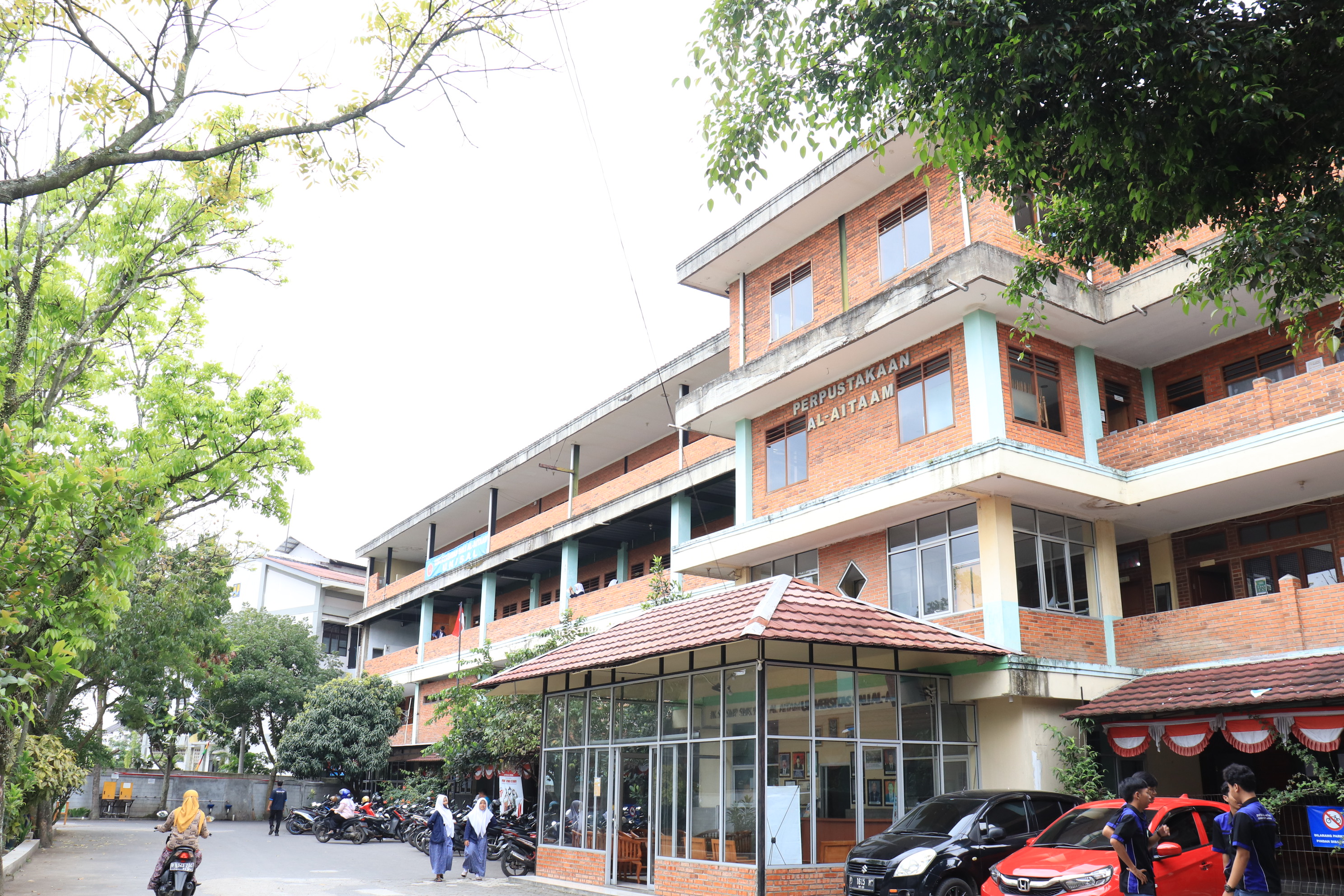 Gedung SMK Plus Al Aitaam
